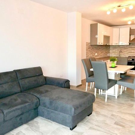 Antonia Apartments Zavalatica Εξωτερικό φωτογραφία