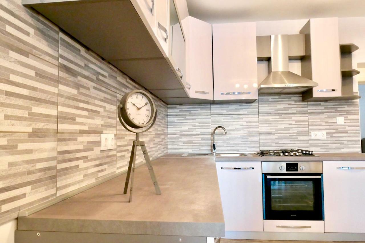 Antonia Apartments Zavalatica Εξωτερικό φωτογραφία