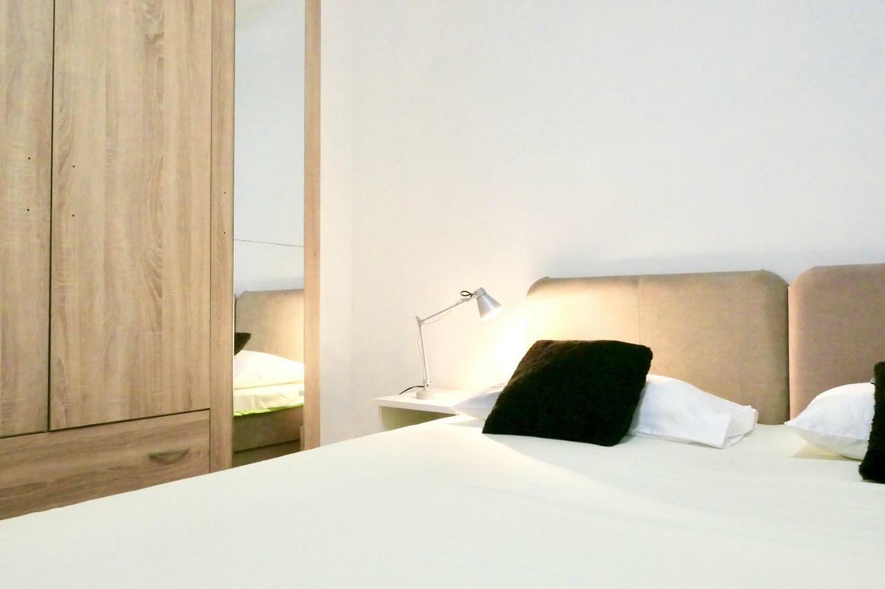 Antonia Apartments Zavalatica Εξωτερικό φωτογραφία