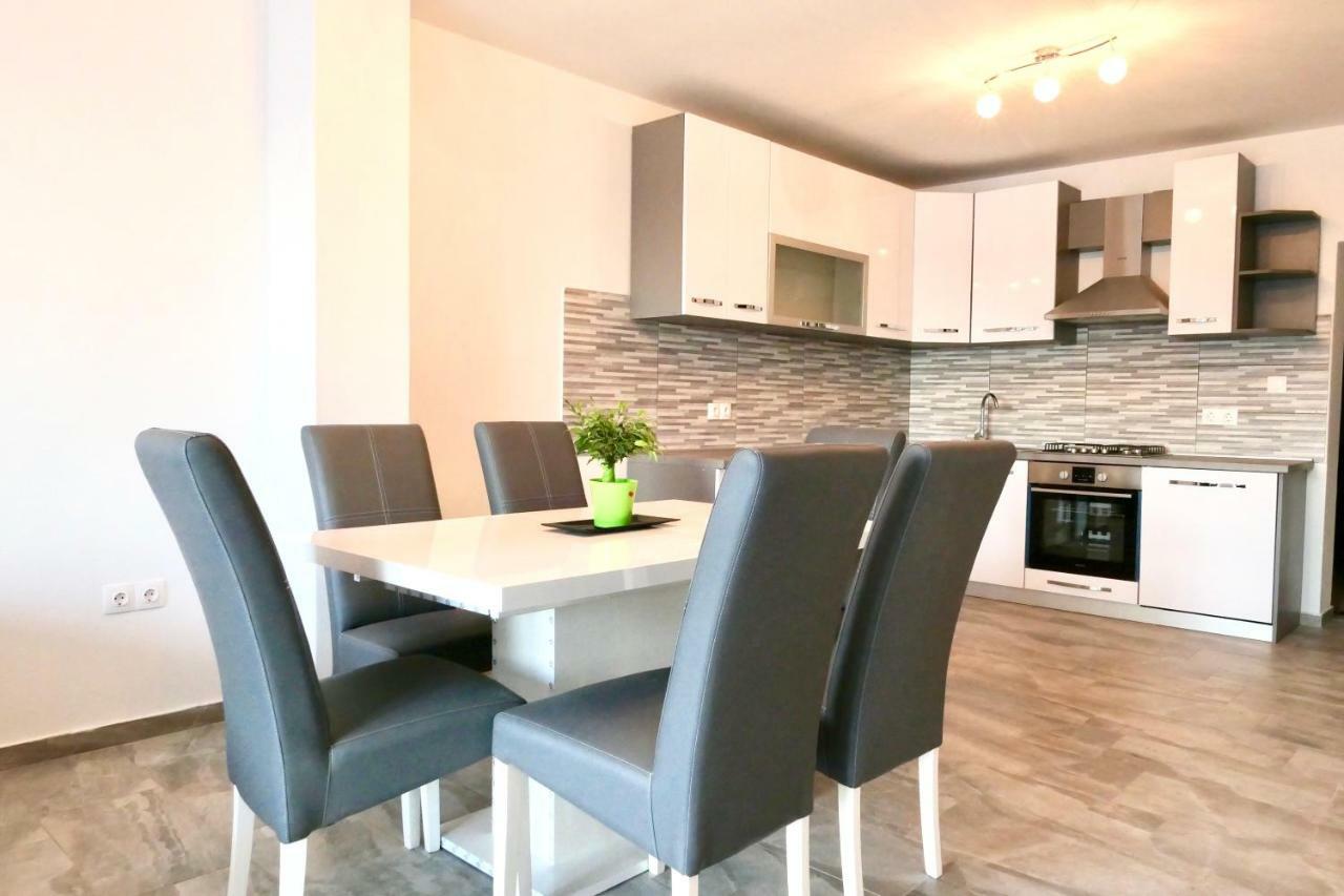 Antonia Apartments Zavalatica Εξωτερικό φωτογραφία